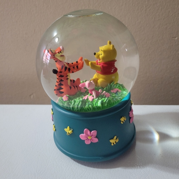 Disney Other - Disney Winnie The Pooh Snow Globe